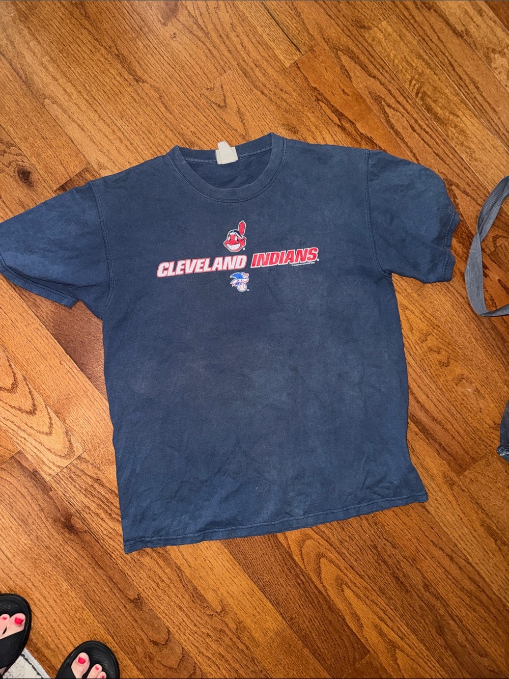 Vintage Lee Sport Cleveland Indians Graphic Tee